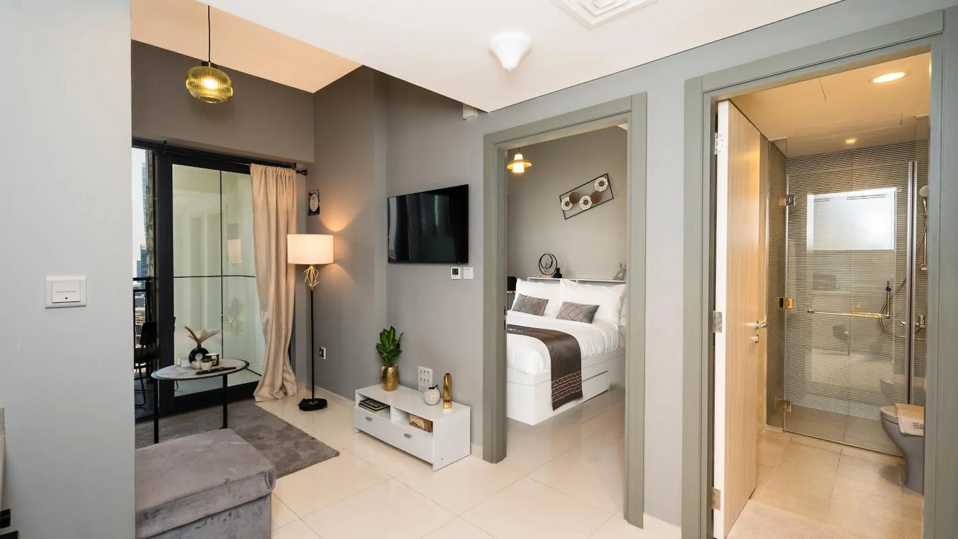 Apartment Zada Tower 1Br In Business Bay Near Metro & Burj Khalifa Dubai - Escape 24 Holiday Homes