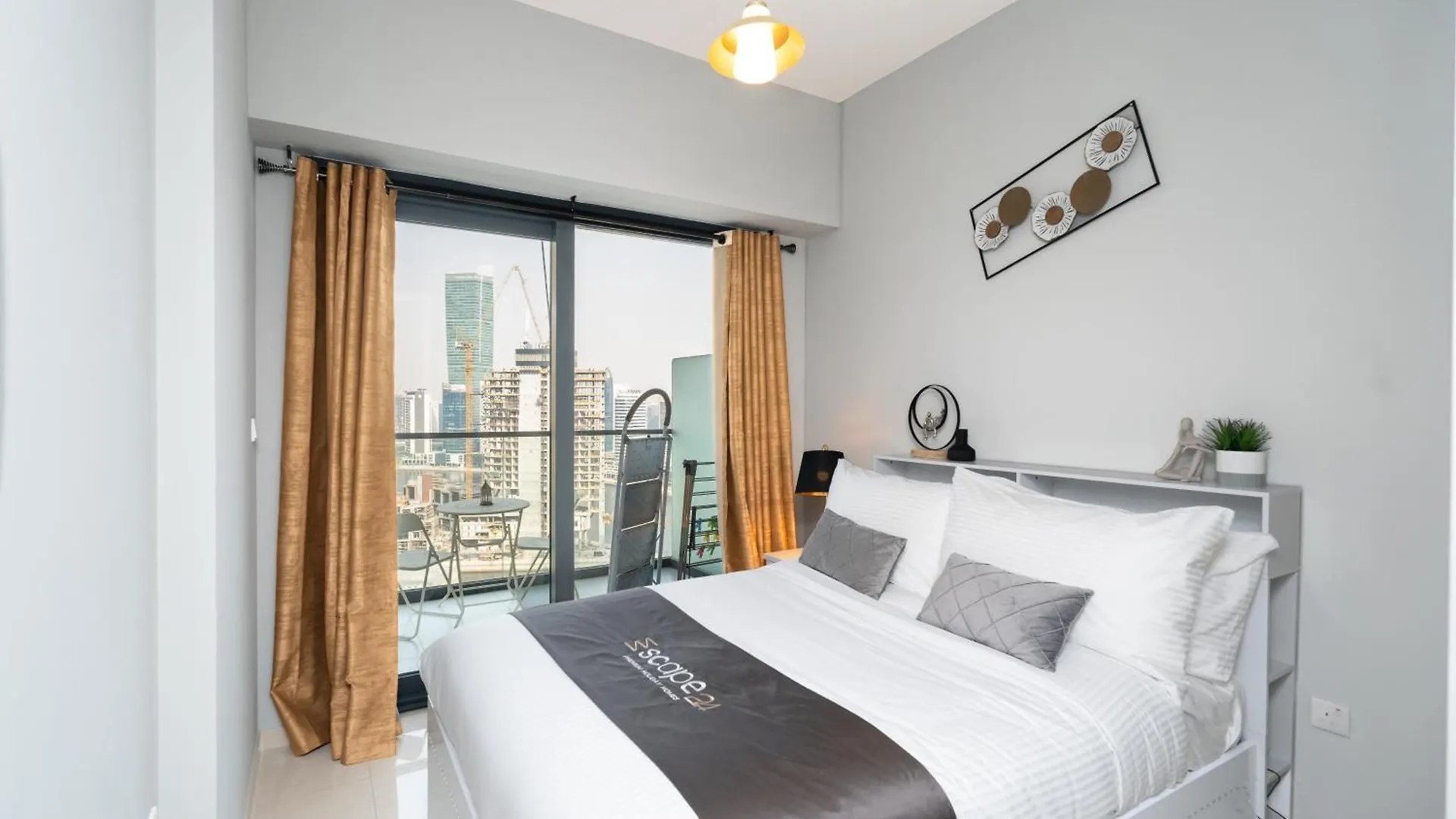Zada Tower 1Br In Business Bay Near Metro & Burj Khalifa Dubai - Escape 24 Holiday Homes 0*,