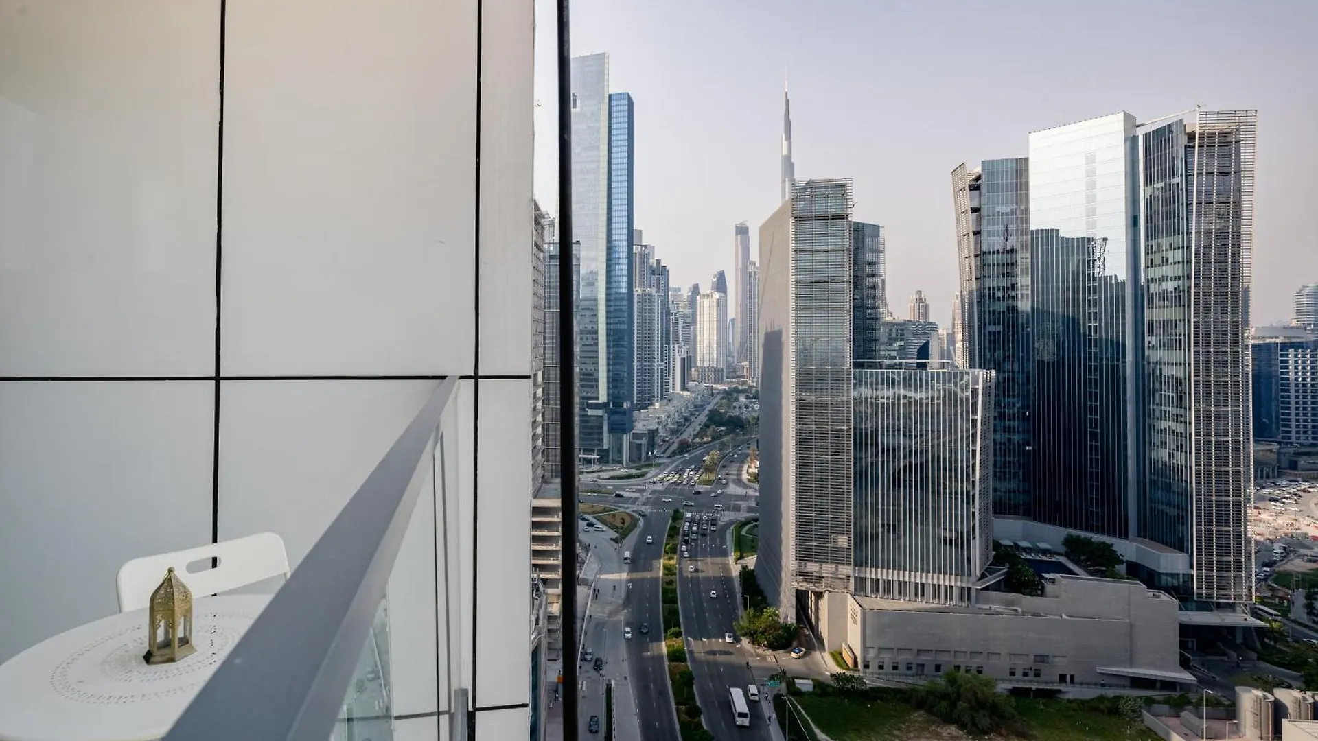 Apartment Zada Tower 1Br In Business Bay Near Metro & Burj Khalifa Dubai - Escape 24 Holiday Homes