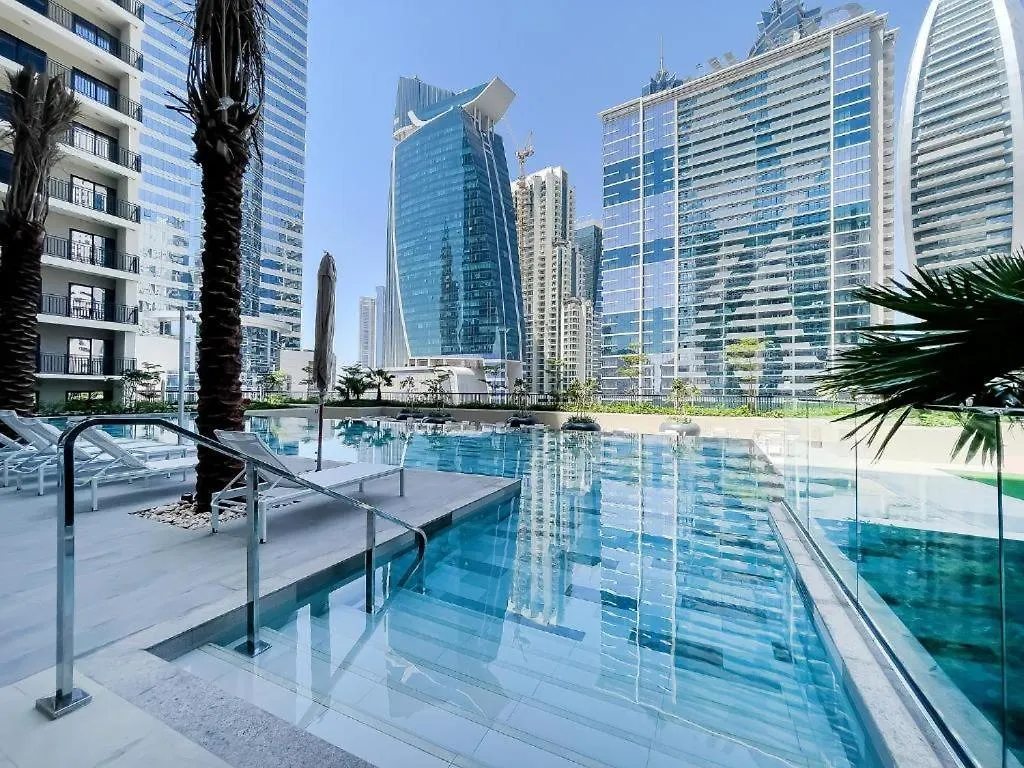 Zada Tower 1Br In Business Bay Near Metro & Burj Khalifa Dubai - Escape 24 Holiday Homes