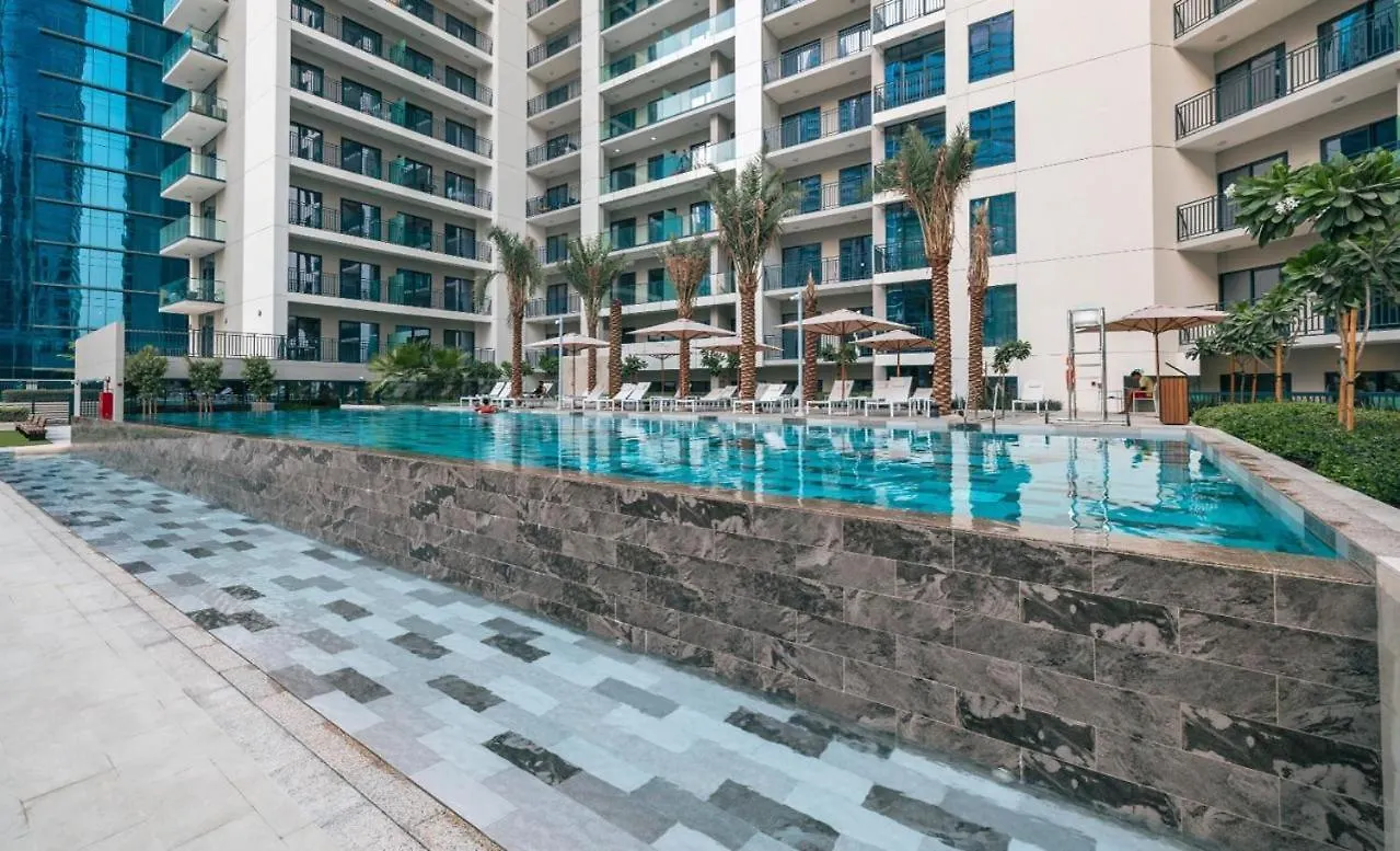 Zada Tower 1Br In Business Bay Near Metro & Burj Khalifa Dubai - Escape 24 Holiday Homes Apartment