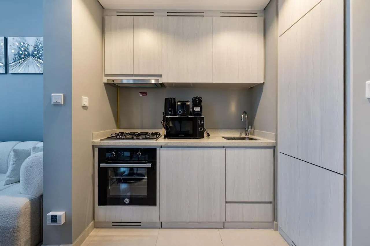 Apartment Zada Tower 1Br In Business Bay Near Metro & Burj Khalifa Dubai - Escape 24 Holiday Homes